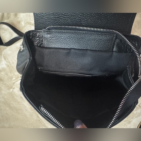 Elegant Black Leather Backpack - Picture 3 of 3